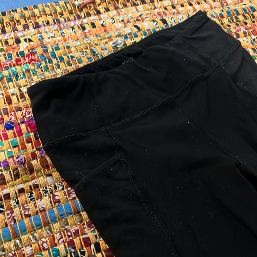 Athleta Girl leggings with pockets ( M 8-10) - Picture 3 of 3